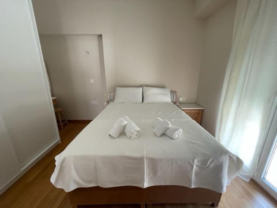 A-14 Light & Patio, New 2023! Next 2 Goulandris Museum! Pls Check Extra Fees For 2nd Apartment *