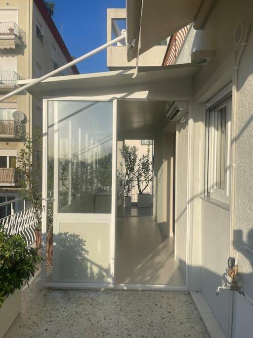 Apartment A-14 Light & Patio, New 2023! Next 2 Goulandris Museum! Pls Check Extra Fees For 2nd *